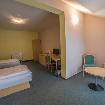 Teledom Hotel Kosice Luaran gambar