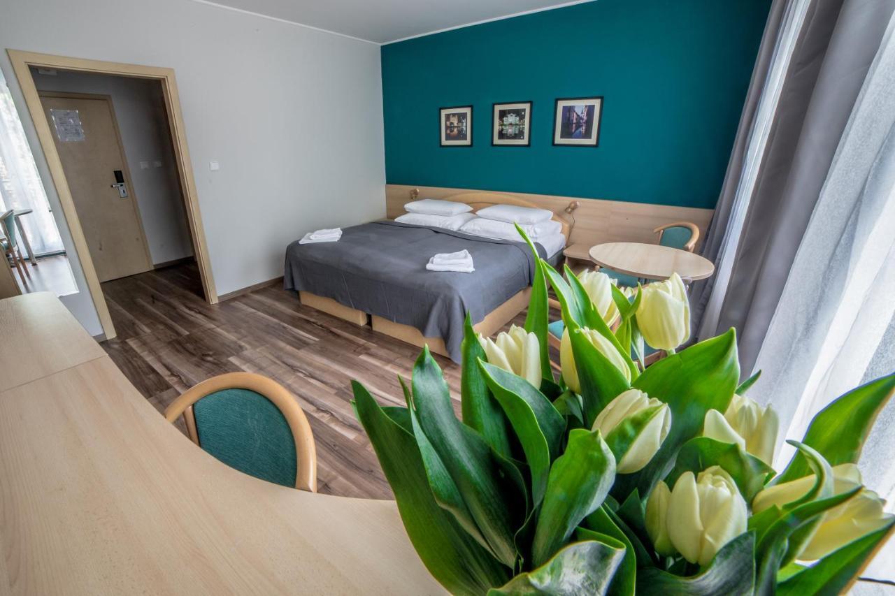 Teledom Hotel Kosice Luaran gambar