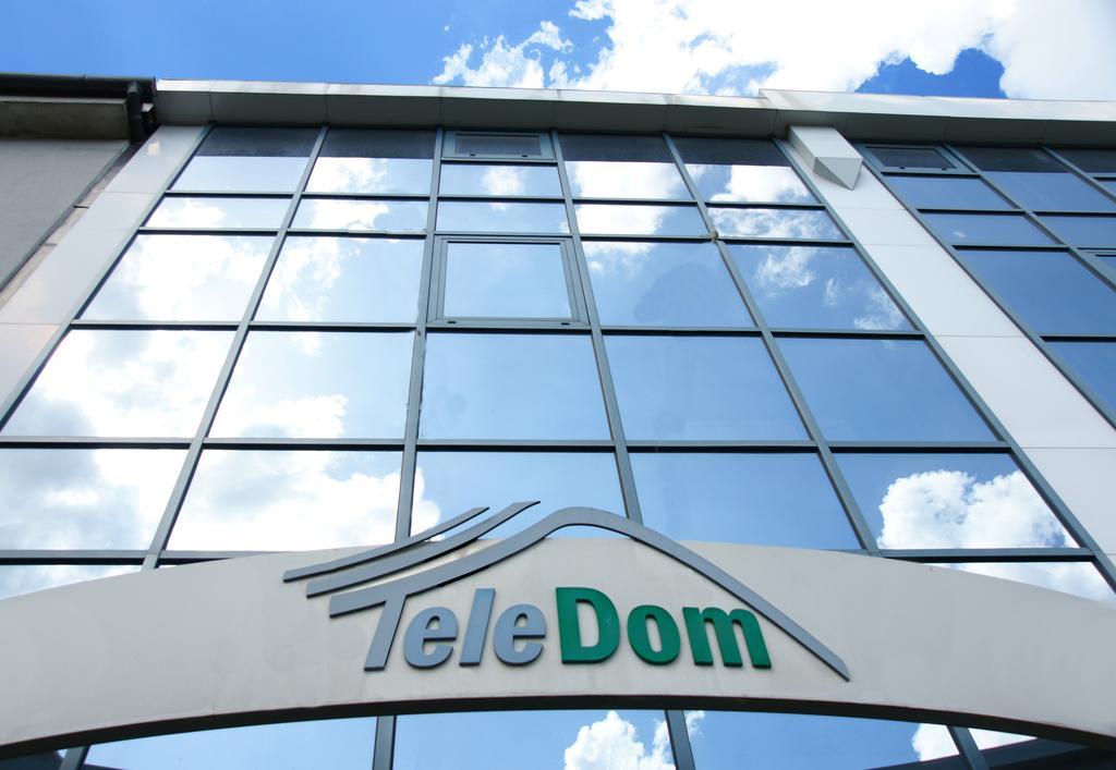 Teledom Hotel Kosice Luaran gambar