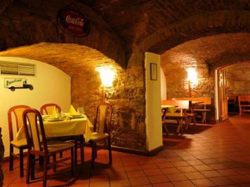 Teledom Hotel Kosice Luaran gambar