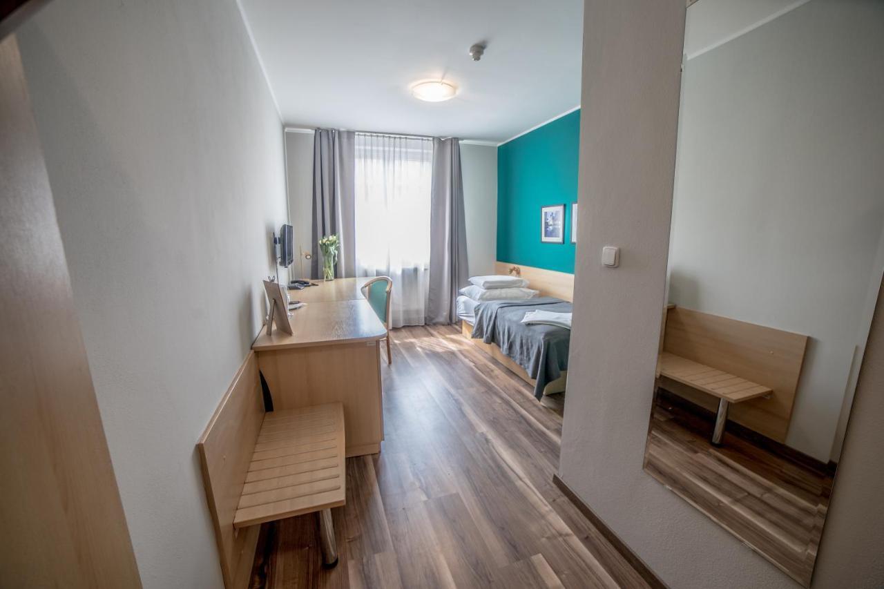 Teledom Hotel Kosice Luaran gambar