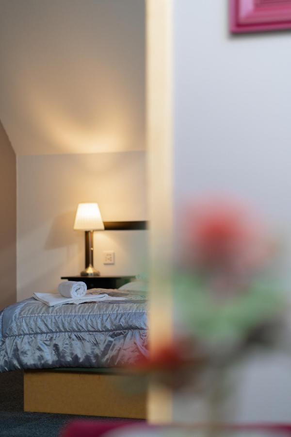 Teledom Hotel Kosice Luaran gambar